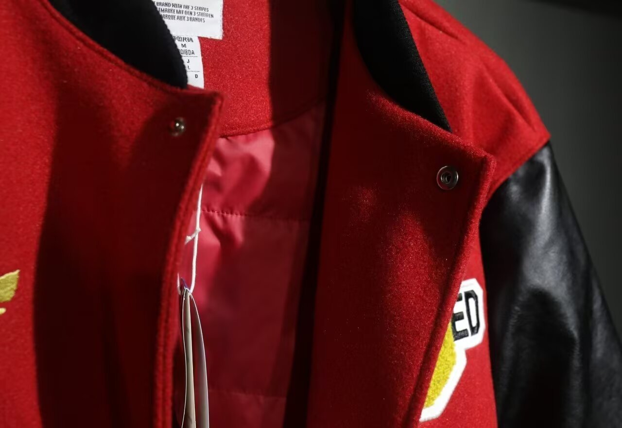 2025/26 Manchester United Baseball Jersey