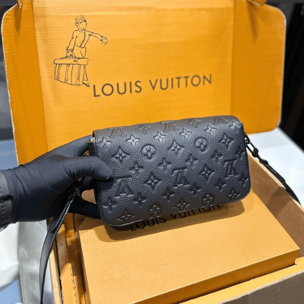 Louis Vuitton S-Cape Messenger Monogram Empreinte Black 9 Inches