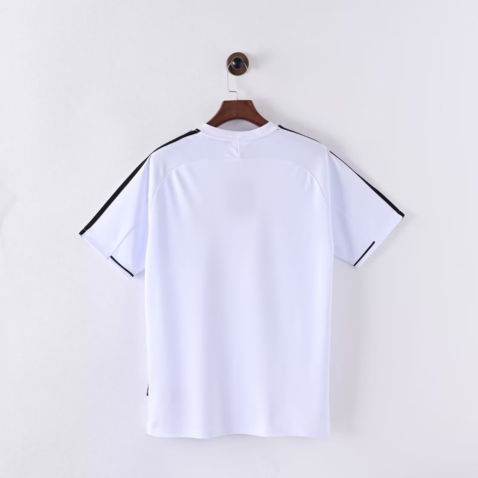 2003/2004 Retro Real Madrid Home Football Shirt 1:1 Thai Quality