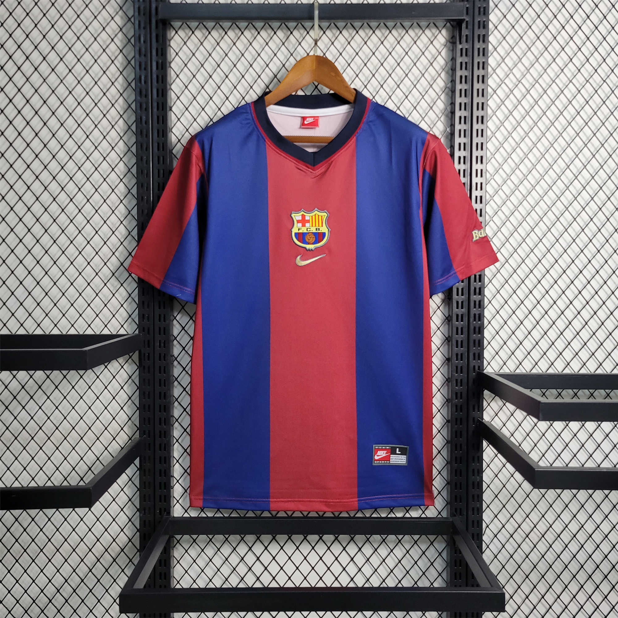 Retro Barcelona 98-99 Home Stadium Jersey