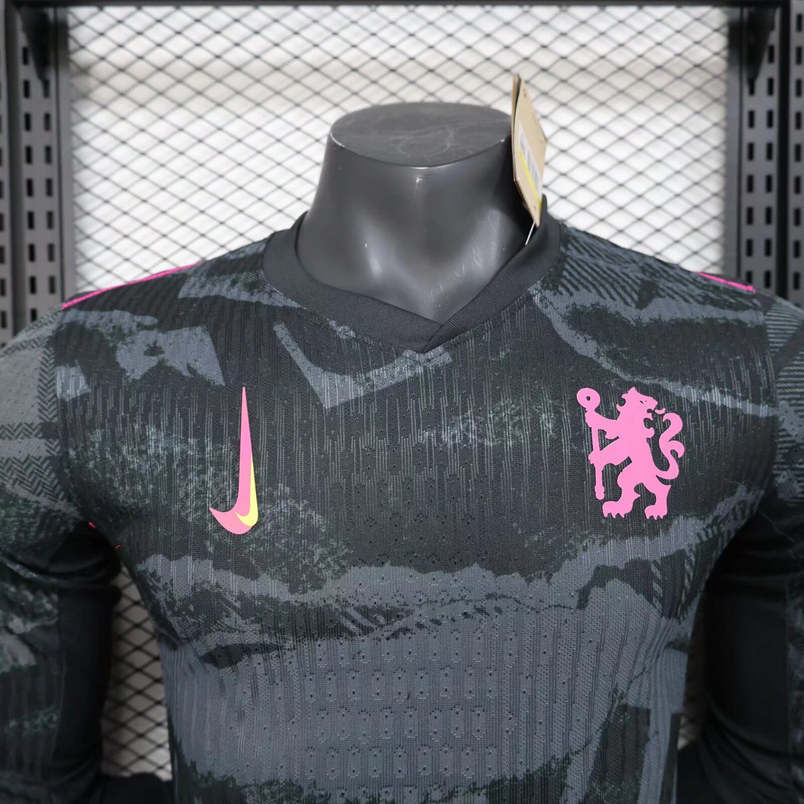 Chelsea away long-sleeved jersey 2025-26 - player version