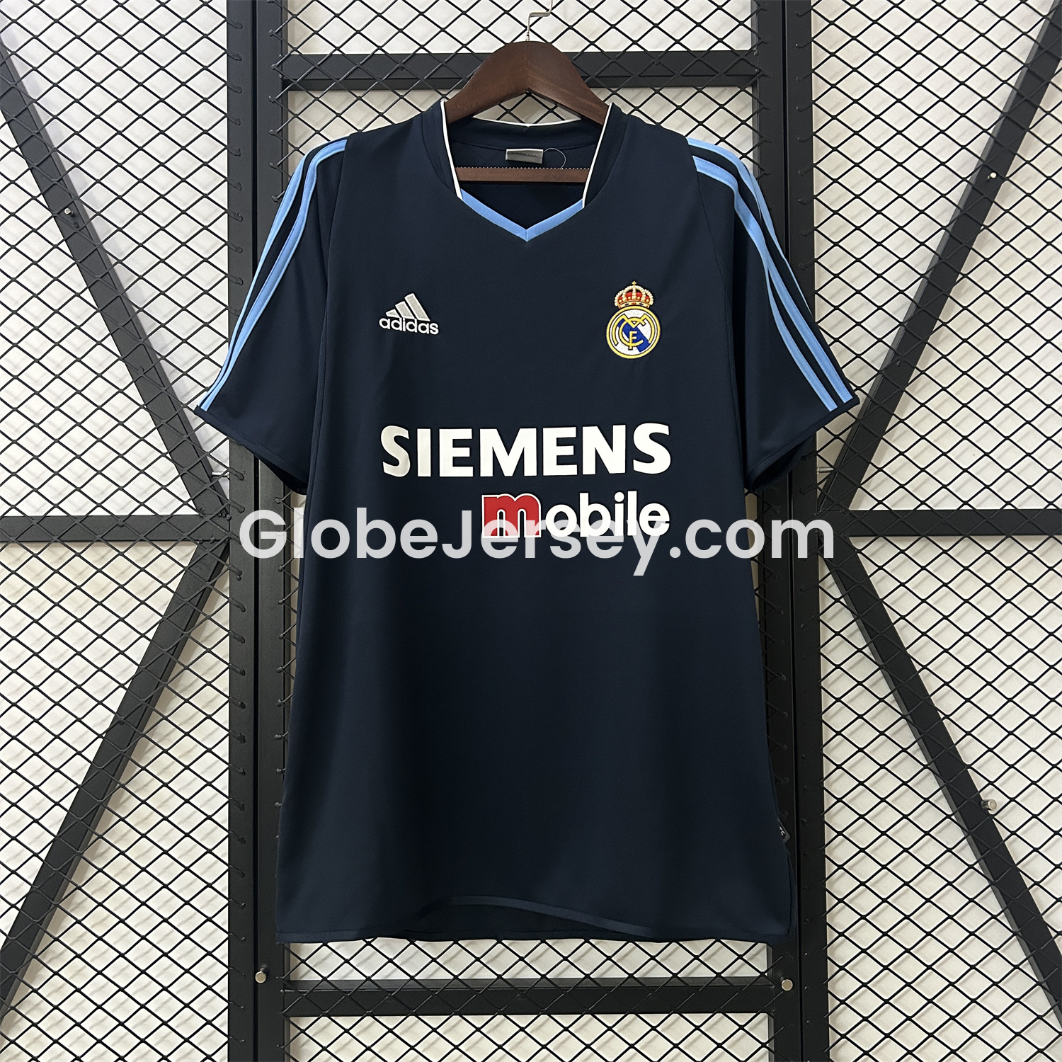 Retro Real Madrid 2003-04 Away Jersey