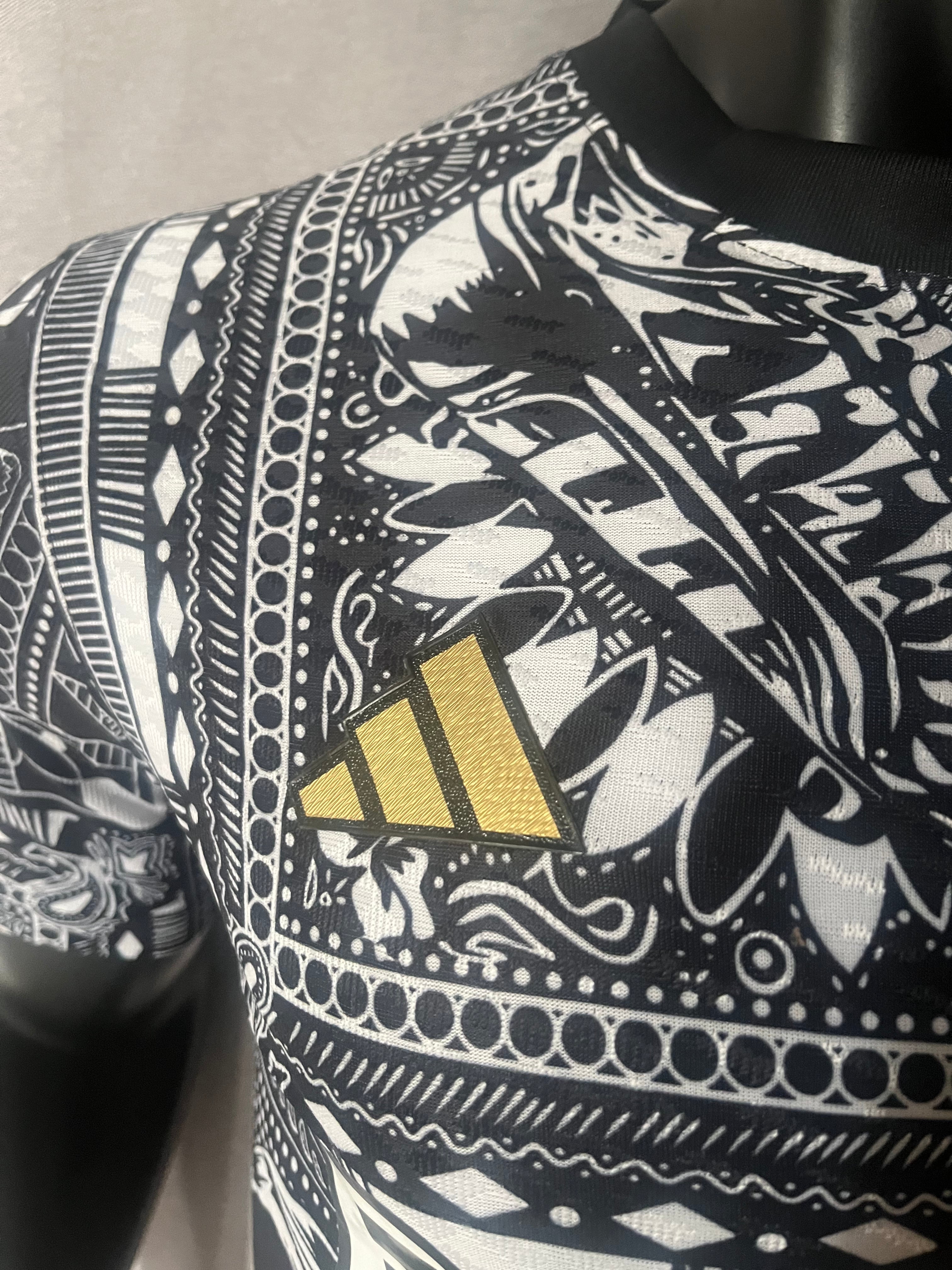 2024-25 Players Edition Arsenal Graffiti Special Edition Jersey