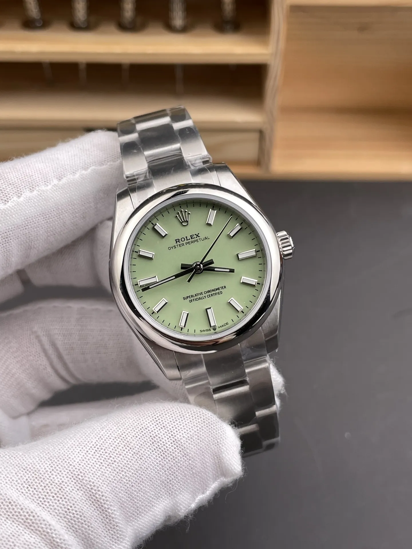 Rolex Oyster Perpetual Avocado Green Ladies 31mm