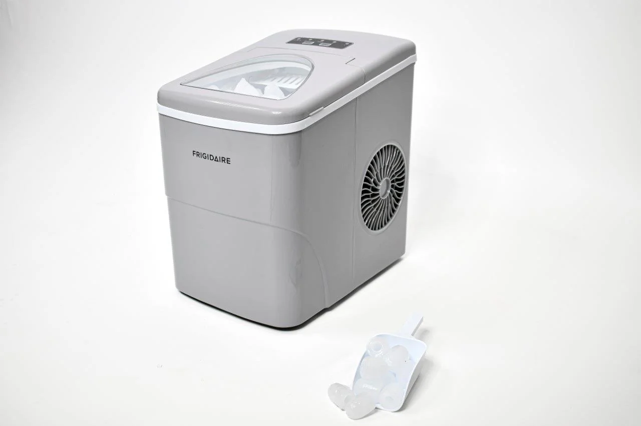 Frigidaire 26lbs. Portable Countertop Ice Maker (Bullet Ice)- Silver