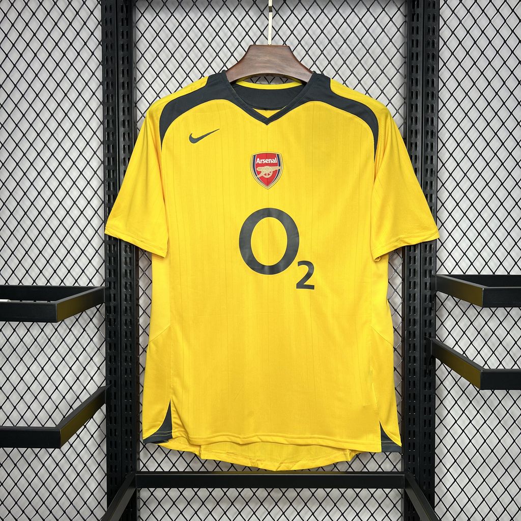 Retro Arsenal 2005-06 Away Stadium Jersey