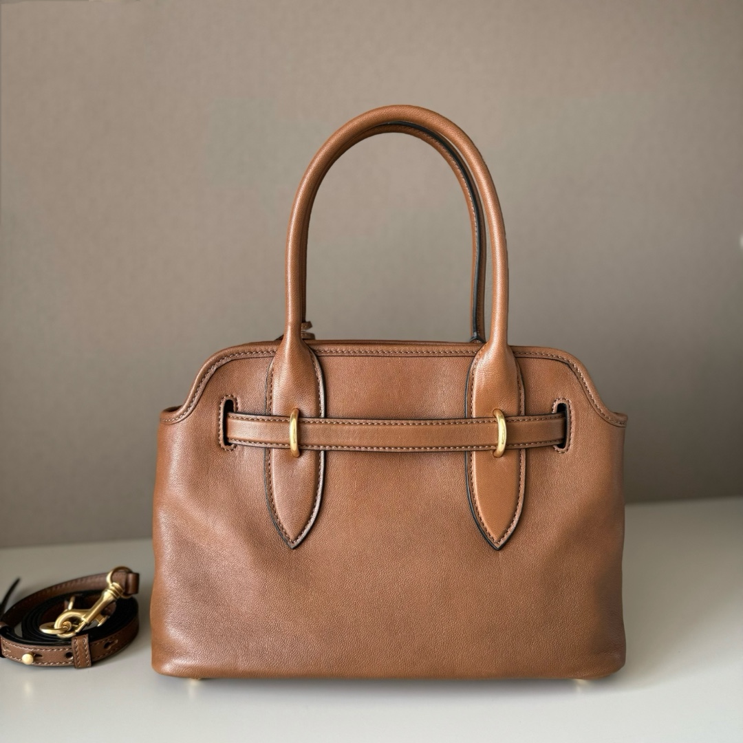 Vintage leather handbags