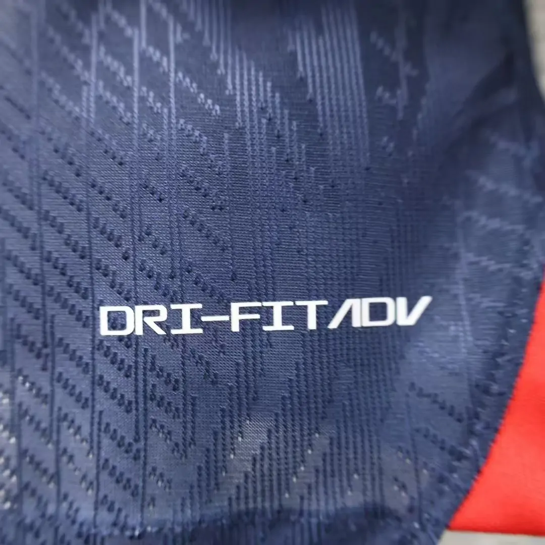 2023/24 Paris home player version jersey