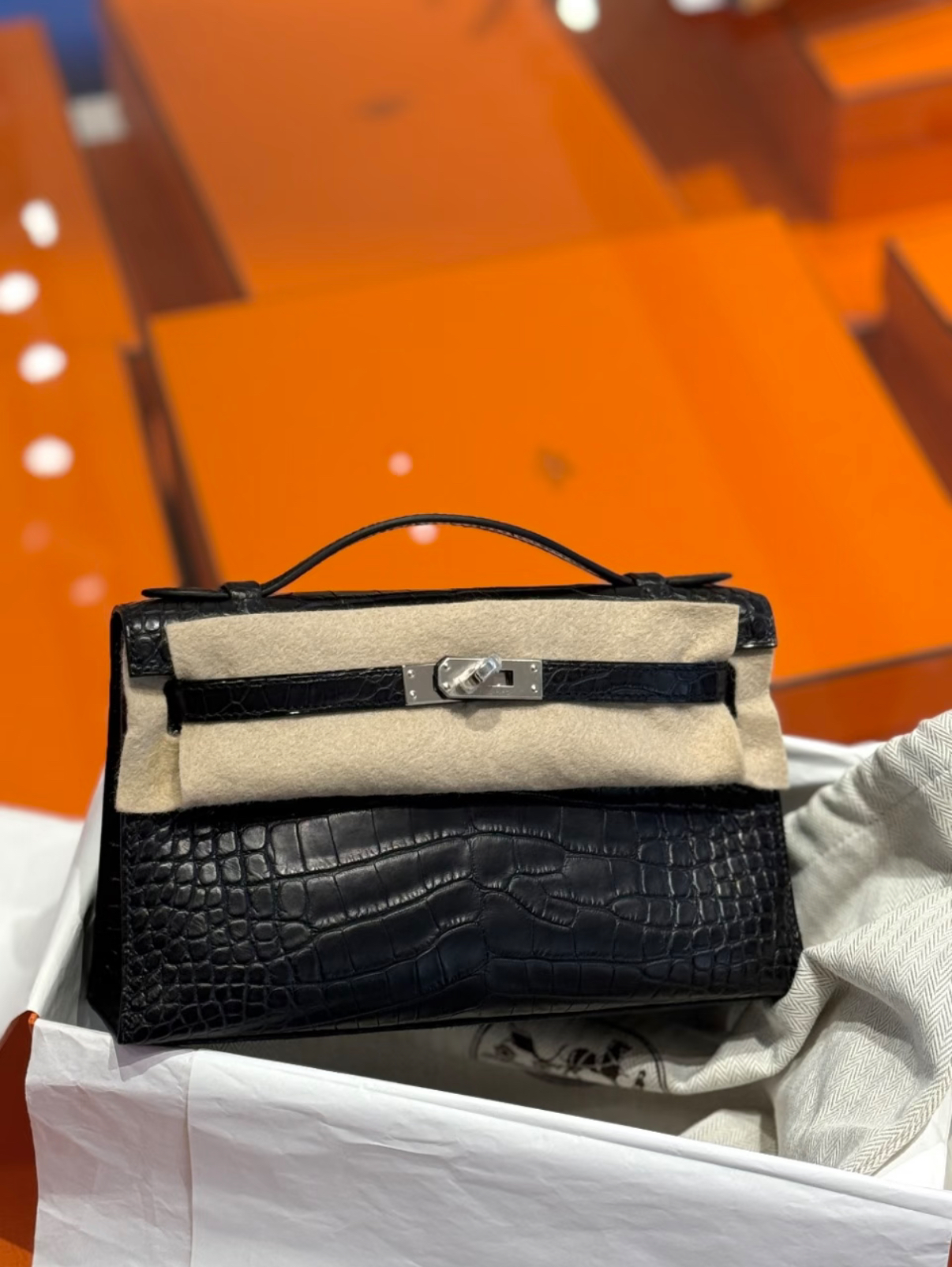 Hermès Kelly Mini 20 in custom-made black crocodile leather