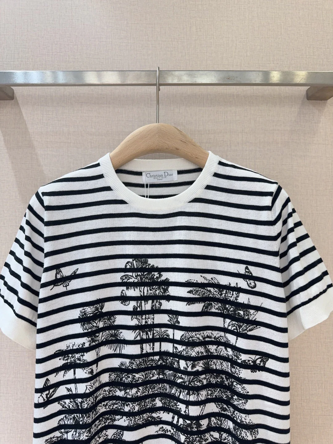 Round neck striped print latest hot coconut tree 🌴 print pullover t-shirt