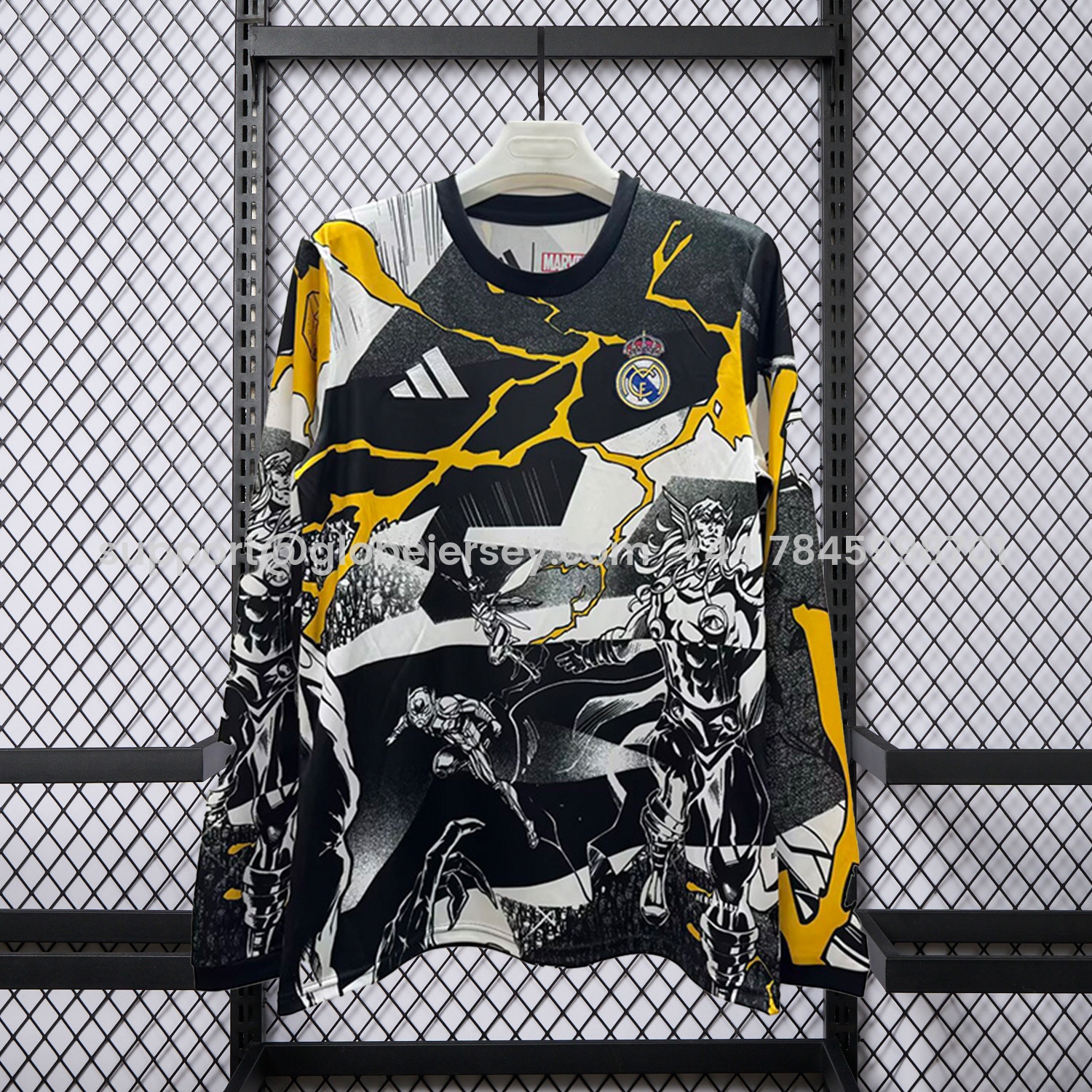 Real Madrid 25-26 Comics Special Long Sleeves Jersey - Fans Version