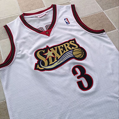 Allen Iverson Philadelphia 76ers 3 White MN