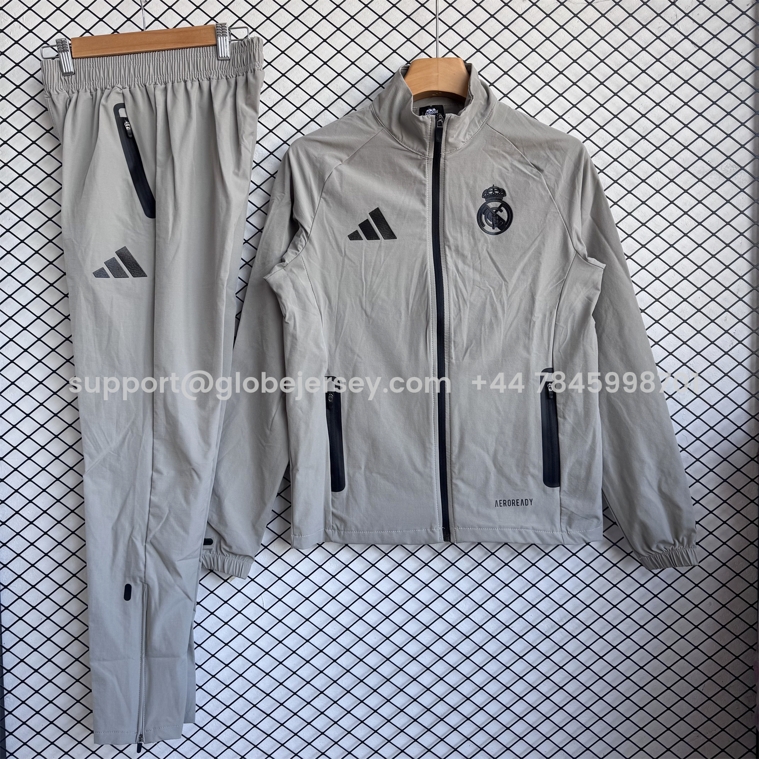 Real Madrid 25-26 Windbreaker Training Set - Pure Grey Top and Pants