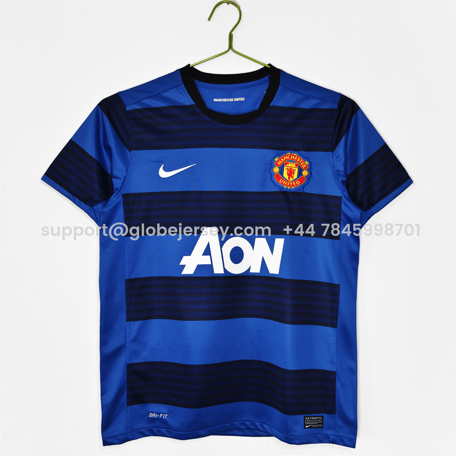 Retro Manchester United 2011-12 Away Jersey