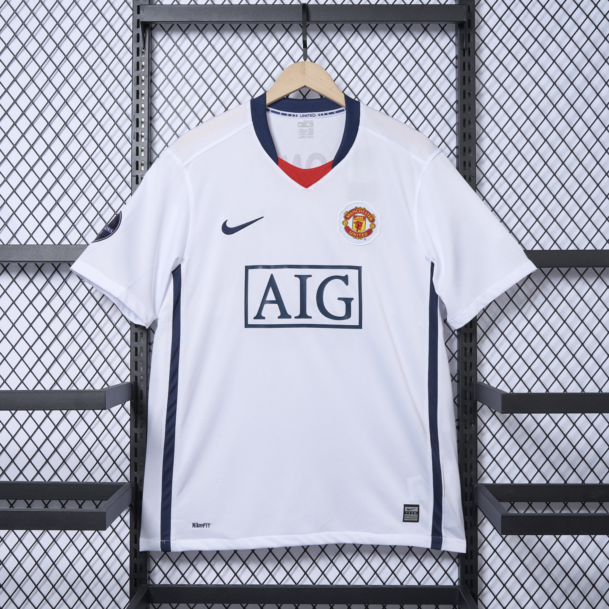 Retro Manchester United 08-09 Away Jersey