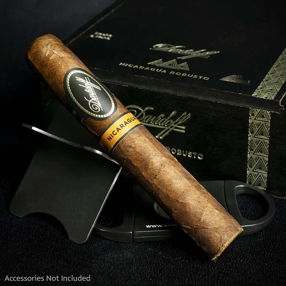 Davidoff Nicaragua Robusto Cigar - Single