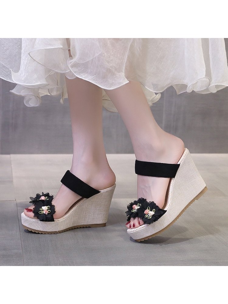Flower  Wedges & Platform