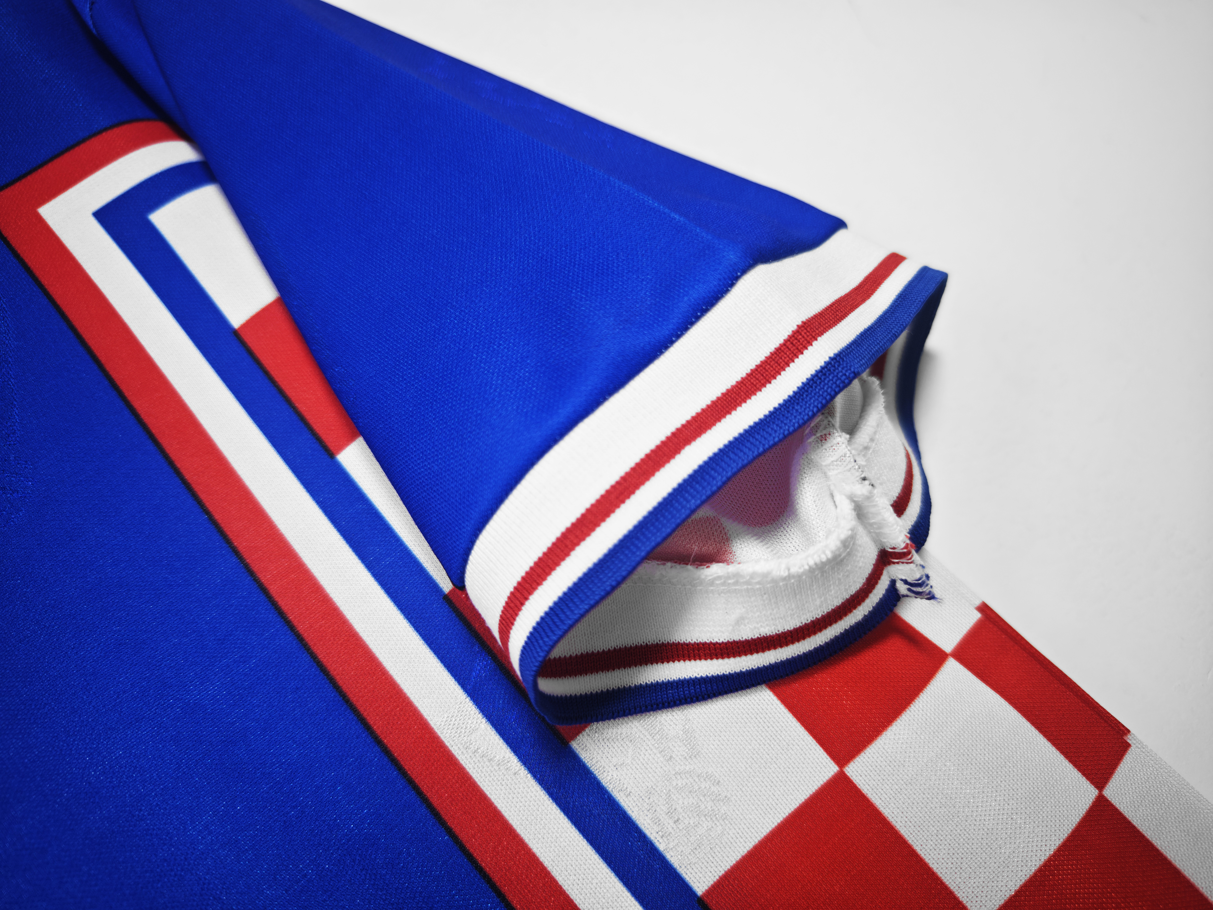 1998 Croatia away retro jersey - Fans Edition