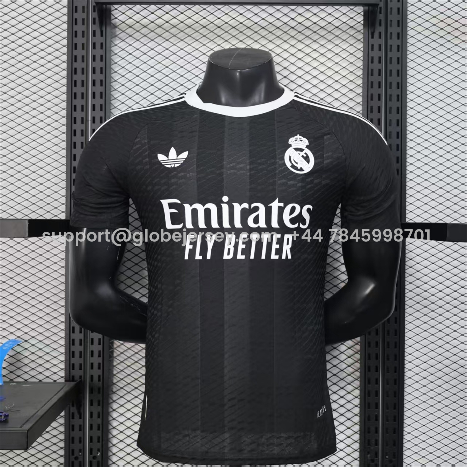 Real Madrid 25-26 Black Terrace Goalkeeper Jersey - Player Version
