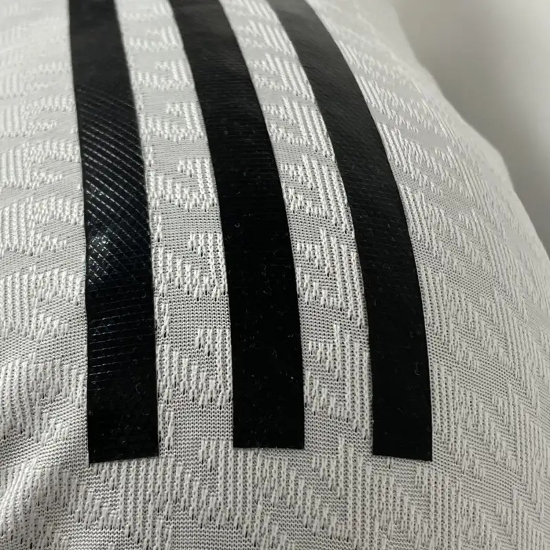 2024/2025 Long Sleeve Player Version Real Madrid Home Soccer Jersey 1:1 Thai Quality