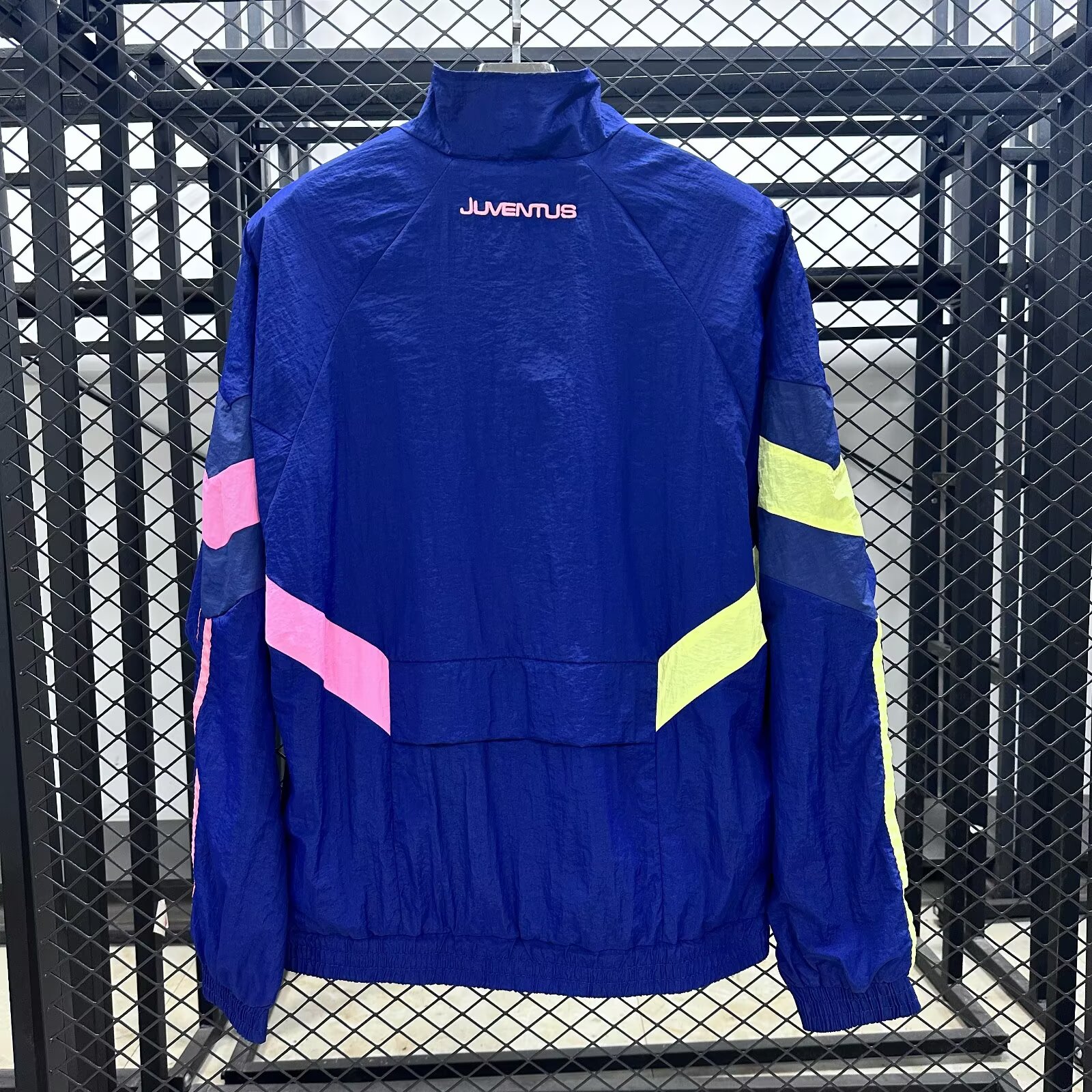 Juventus retro windbreaker