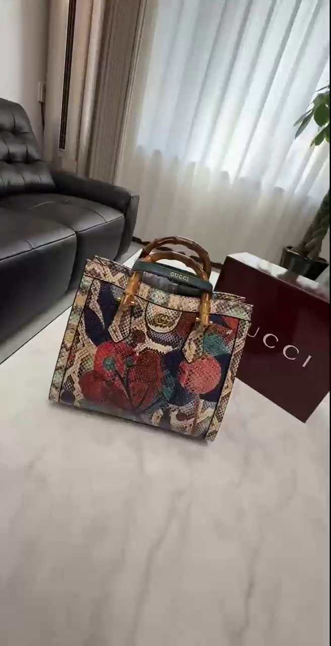 Gucci Diana Crystals Tote Bag
