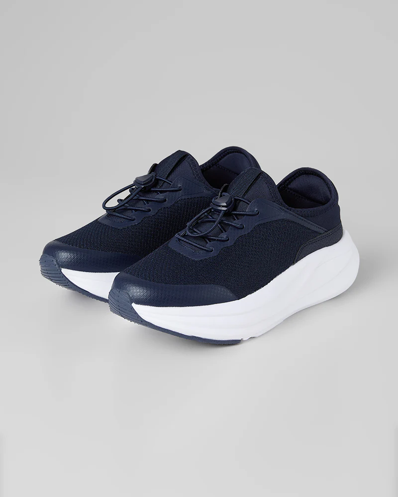 WOMEN'S CLOUD SNEAKERS