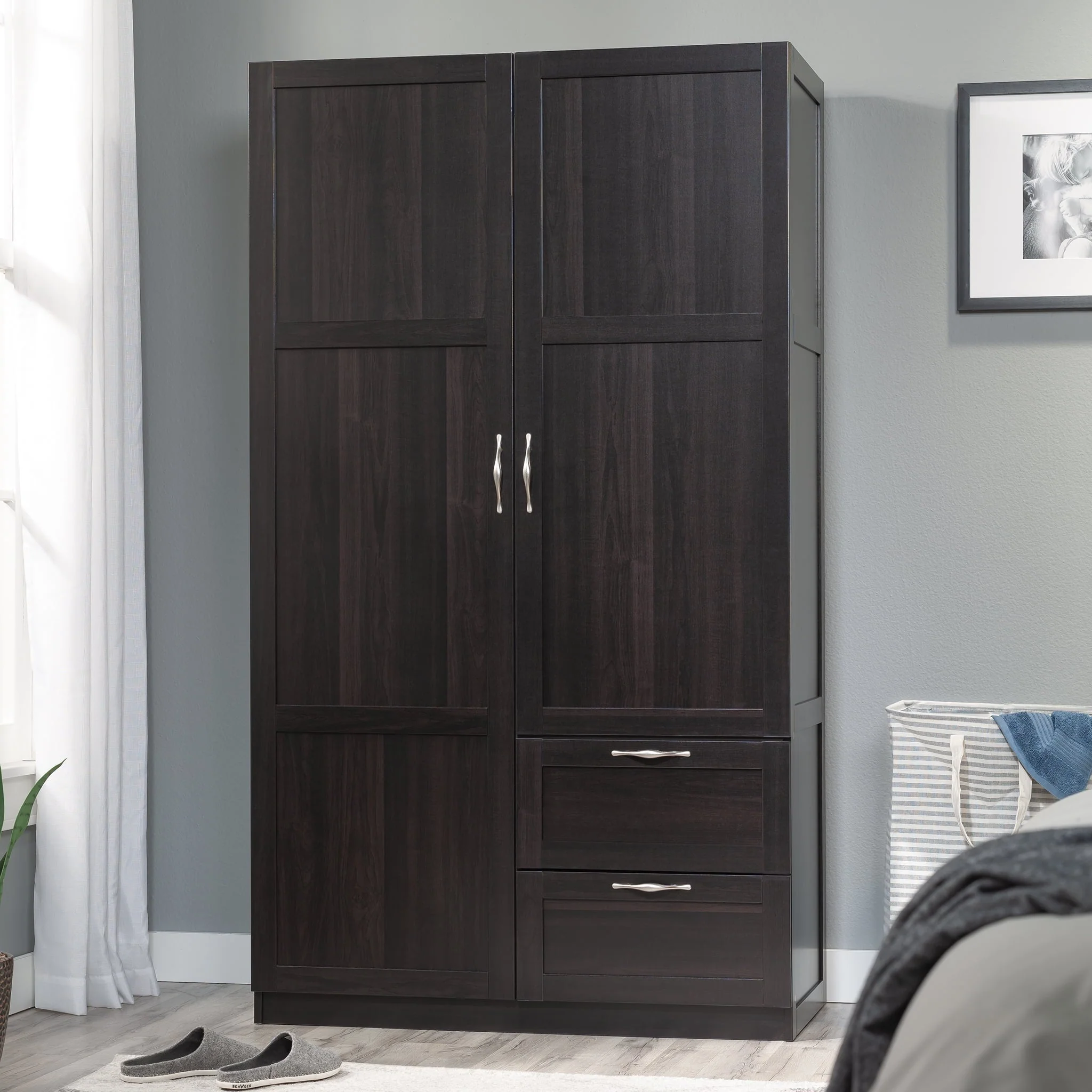 Armoires & Wardrobes