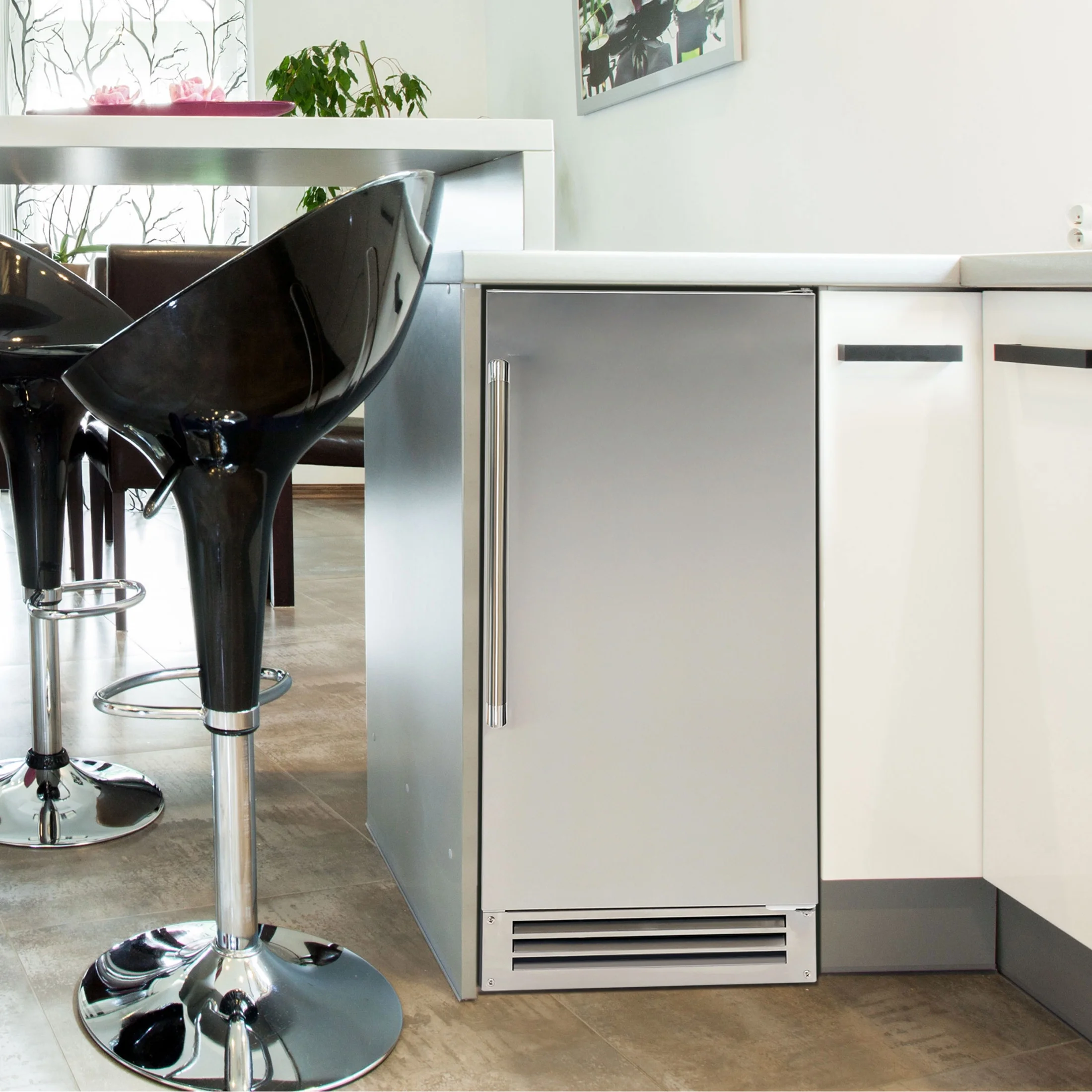 Avanti ELITE Built-in or Freestanding Ice Maker, 15