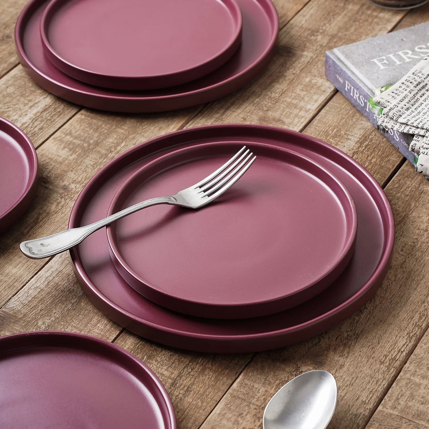 Stone + Lain Chelsea Stoneware Collection, Round Dinnerware Set, 24 Pieces Service for 8, Blue