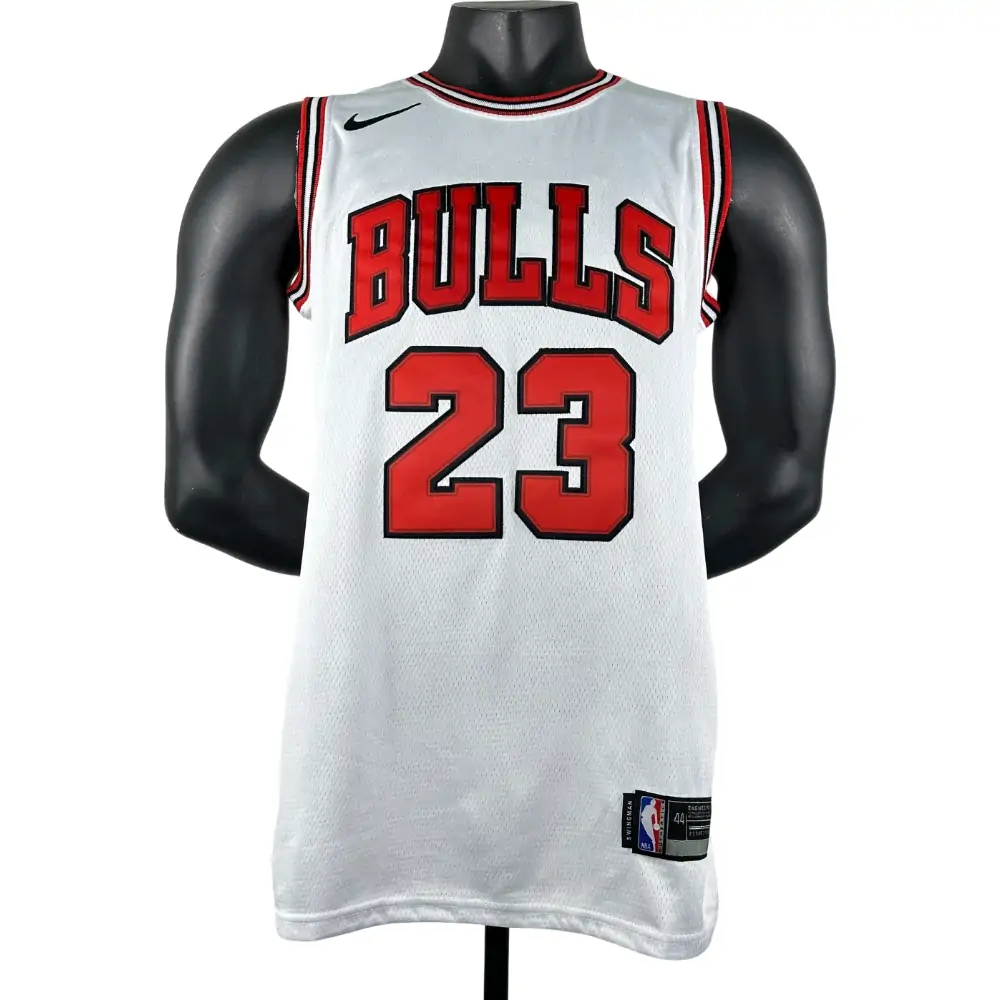 Embroidered Bulls White No. 23 Jordan