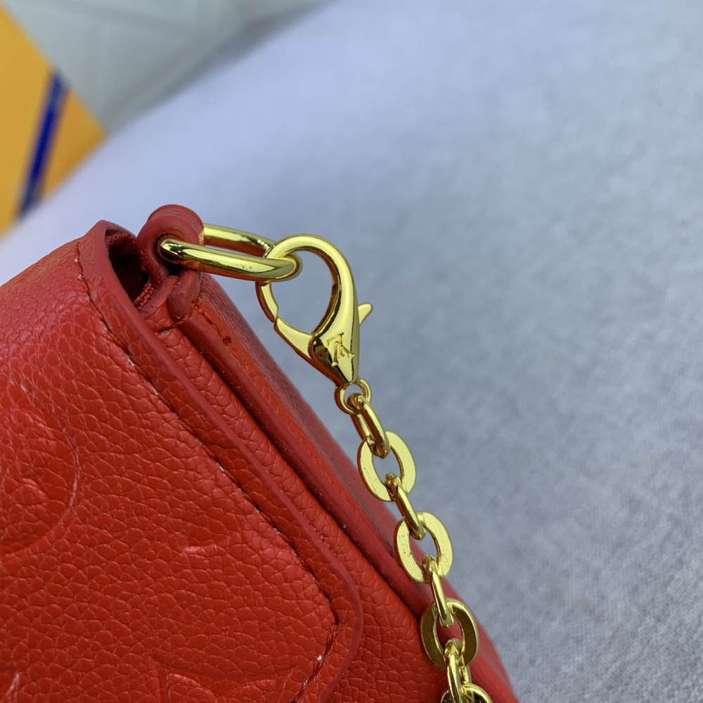 Louis Vuitton Pochette Félicie Monogram Empreinte  Rouge Louis 8.3 Inches M25793