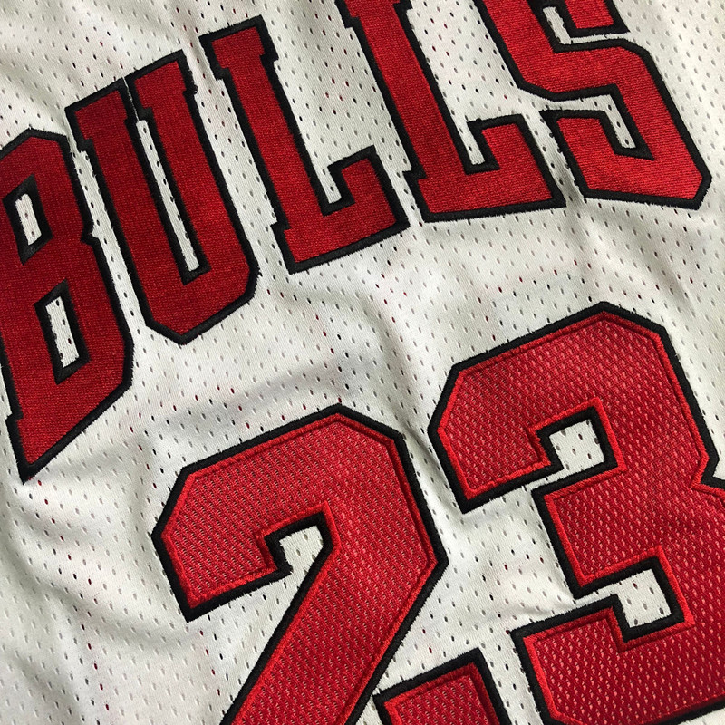Bulls 23#AU dense embroidery 97-98 white