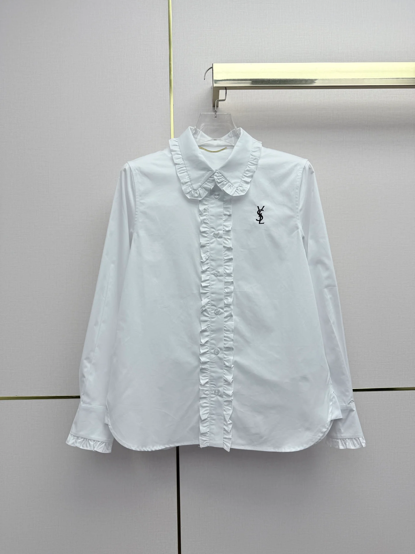 Ruffled trim long-sleeved shirt