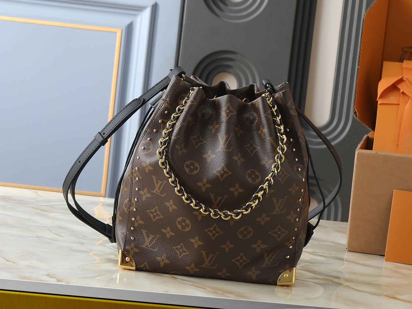 LV Noé Trunk Monogram Bag