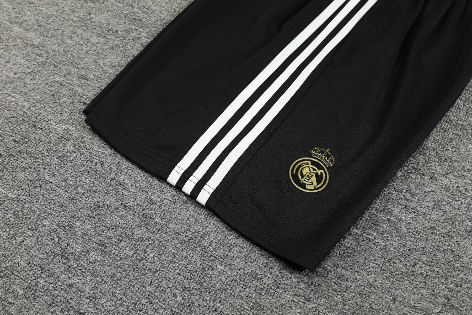2024/25 Real Madrid training vest
