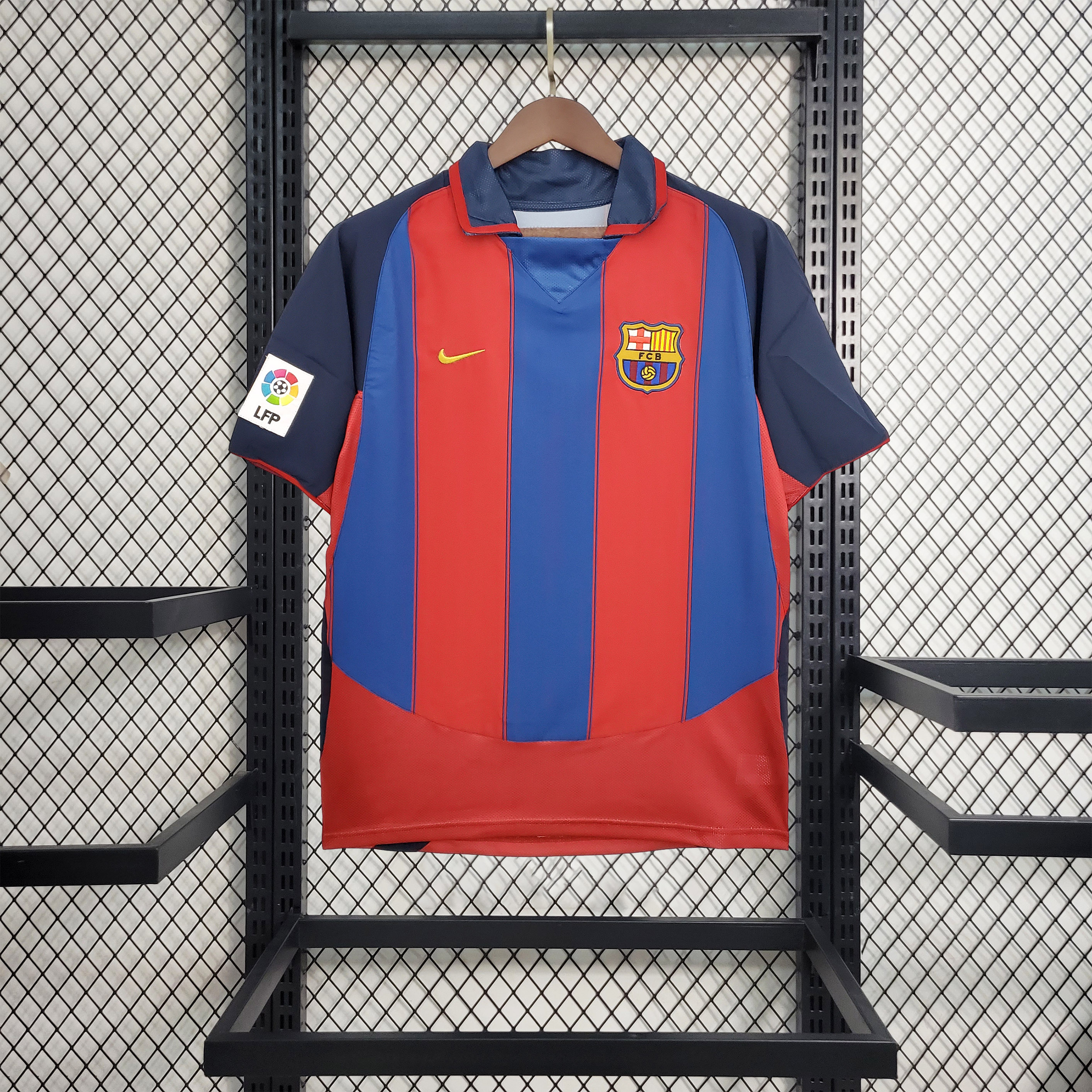 Retro Barcelona 03-04 Home Stadium Jersey
