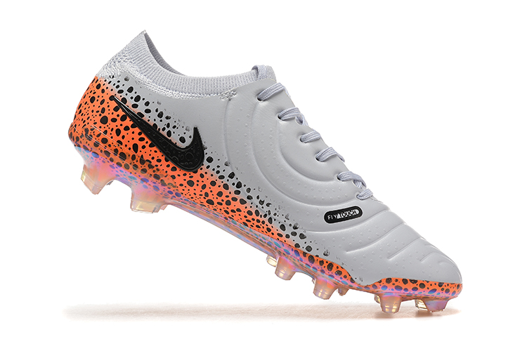 Tiempo Legend 10 Elite FG Football Shoes