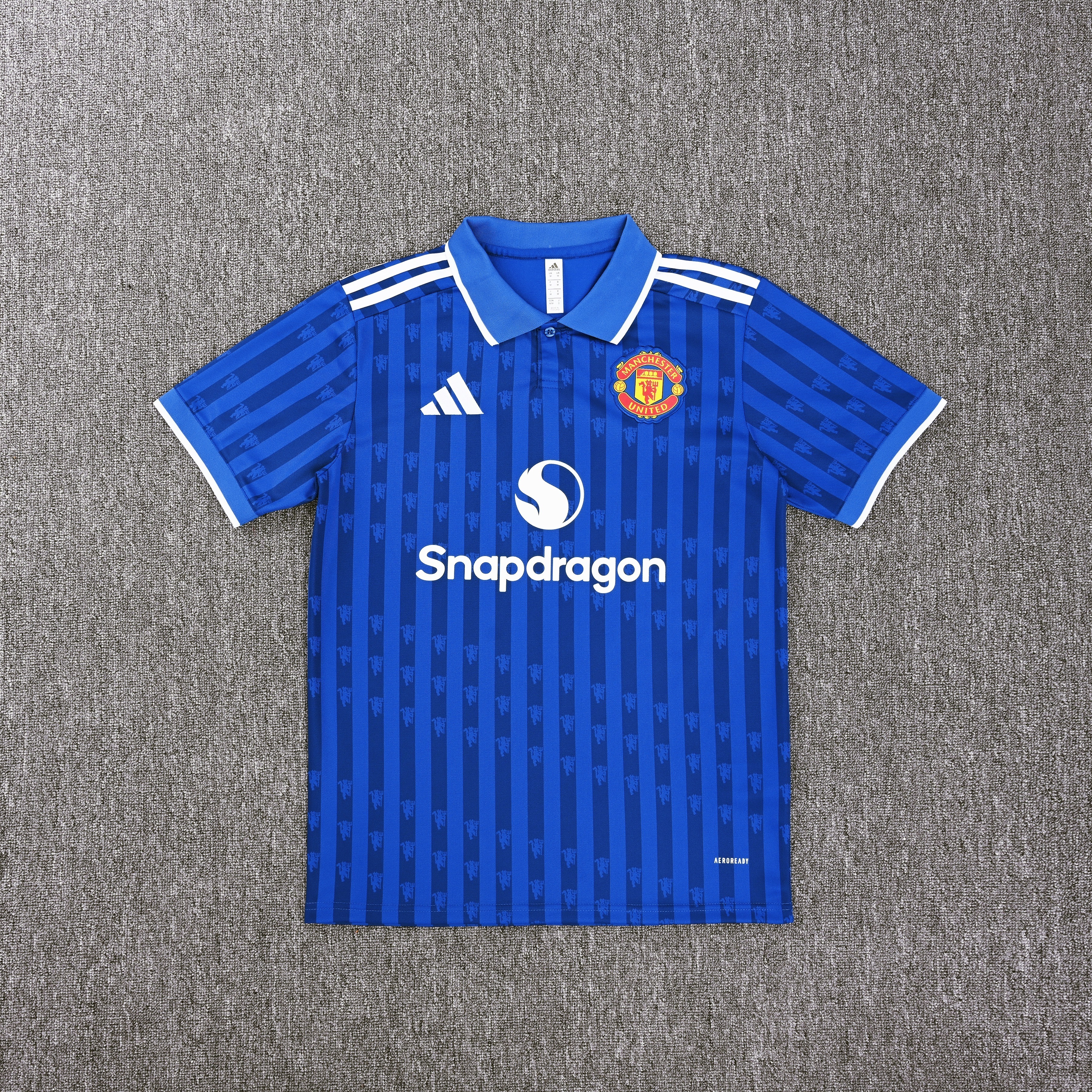 25-26 Manchester United (POLO) Blue Training Jersey - Fan Edition