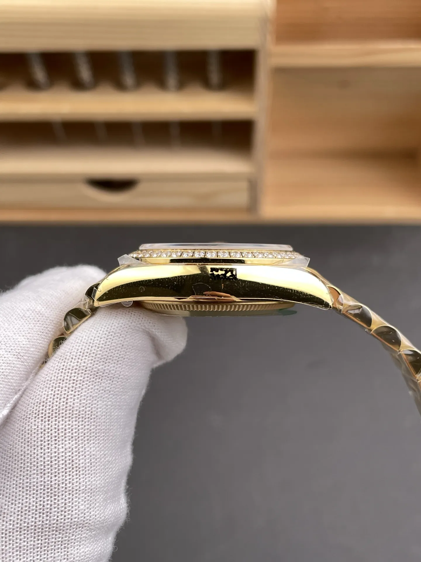 Rolex Datejust Diamond Bezel Ladies 31mm