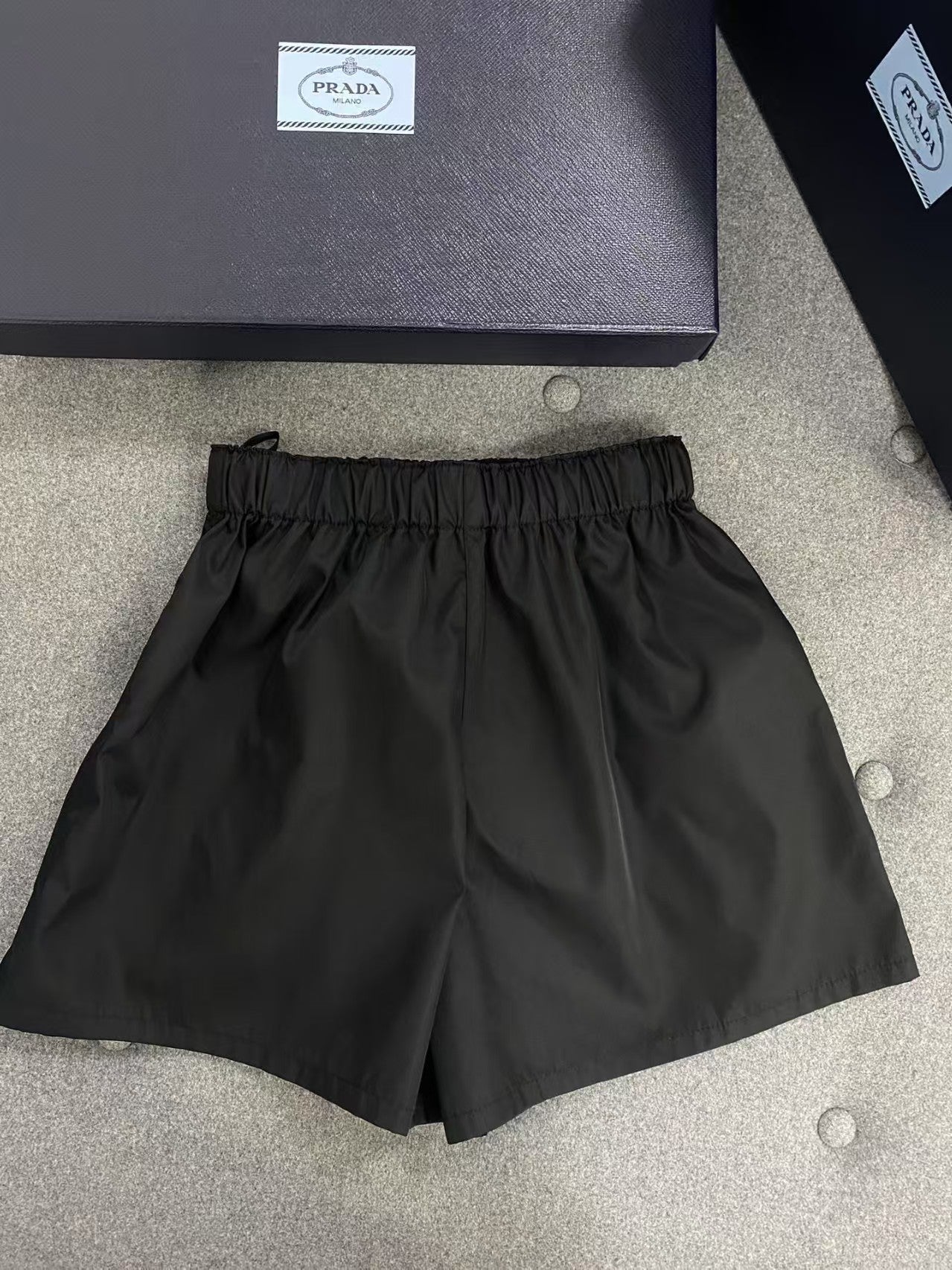 𝗣𝗿𝗮𝗱𝗮 Women's 𝗥𝗲 𝗡𝘆𝗹𝗼𝗻 Recycled Nylon Shorts 🖤