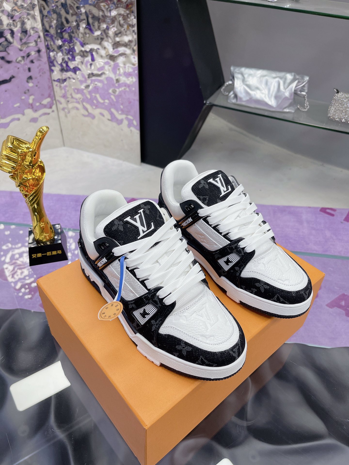 LOUIS VUITTON Fashion Casual Shoes