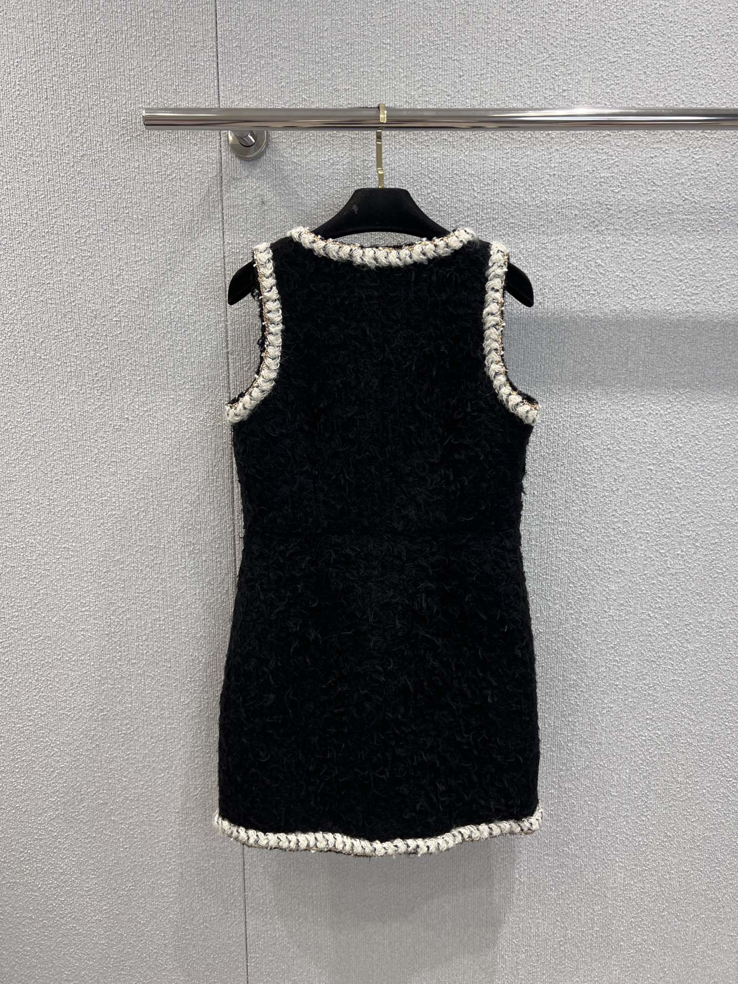 Black tweed sleeveless dress