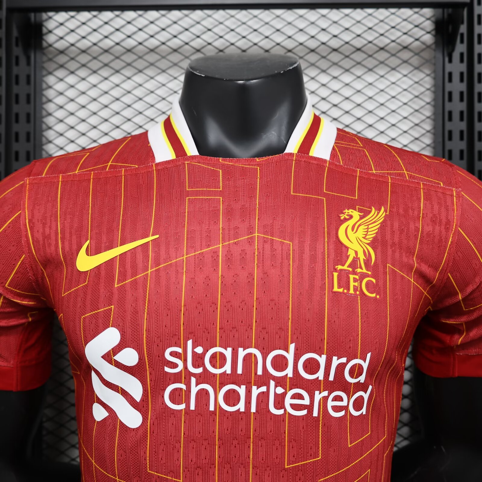 2024/25 Liverpool Home Shirt - Player Edition