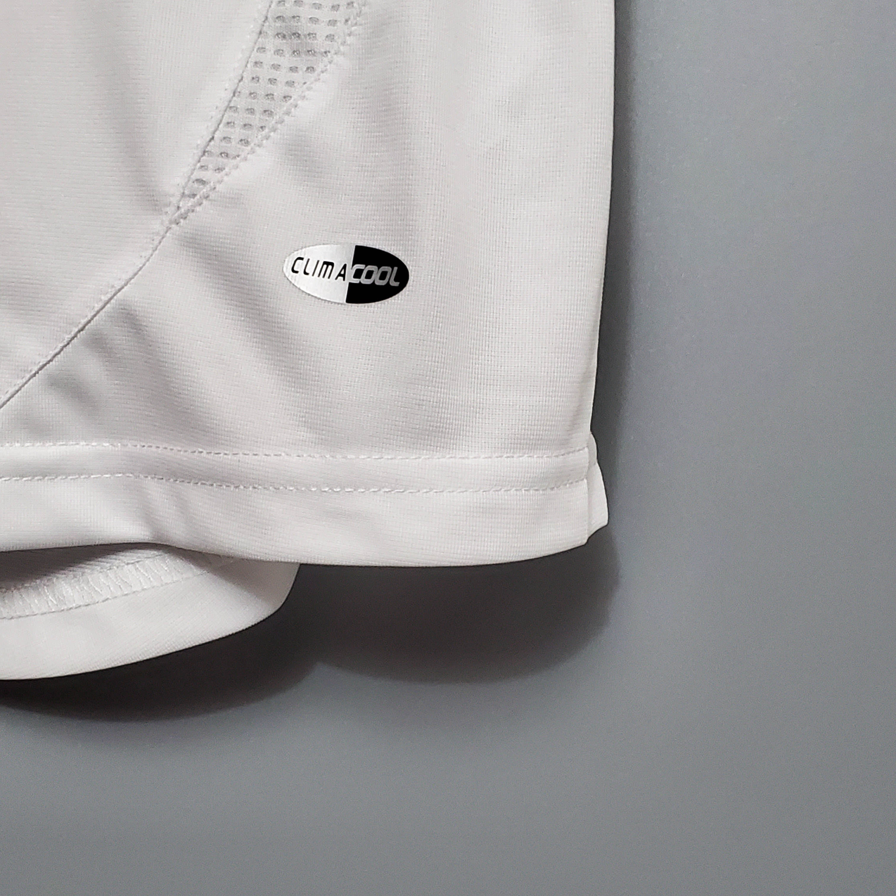 2006/07 Retro Liverpool Third Away Football Shirt 1:1 Thai Quality