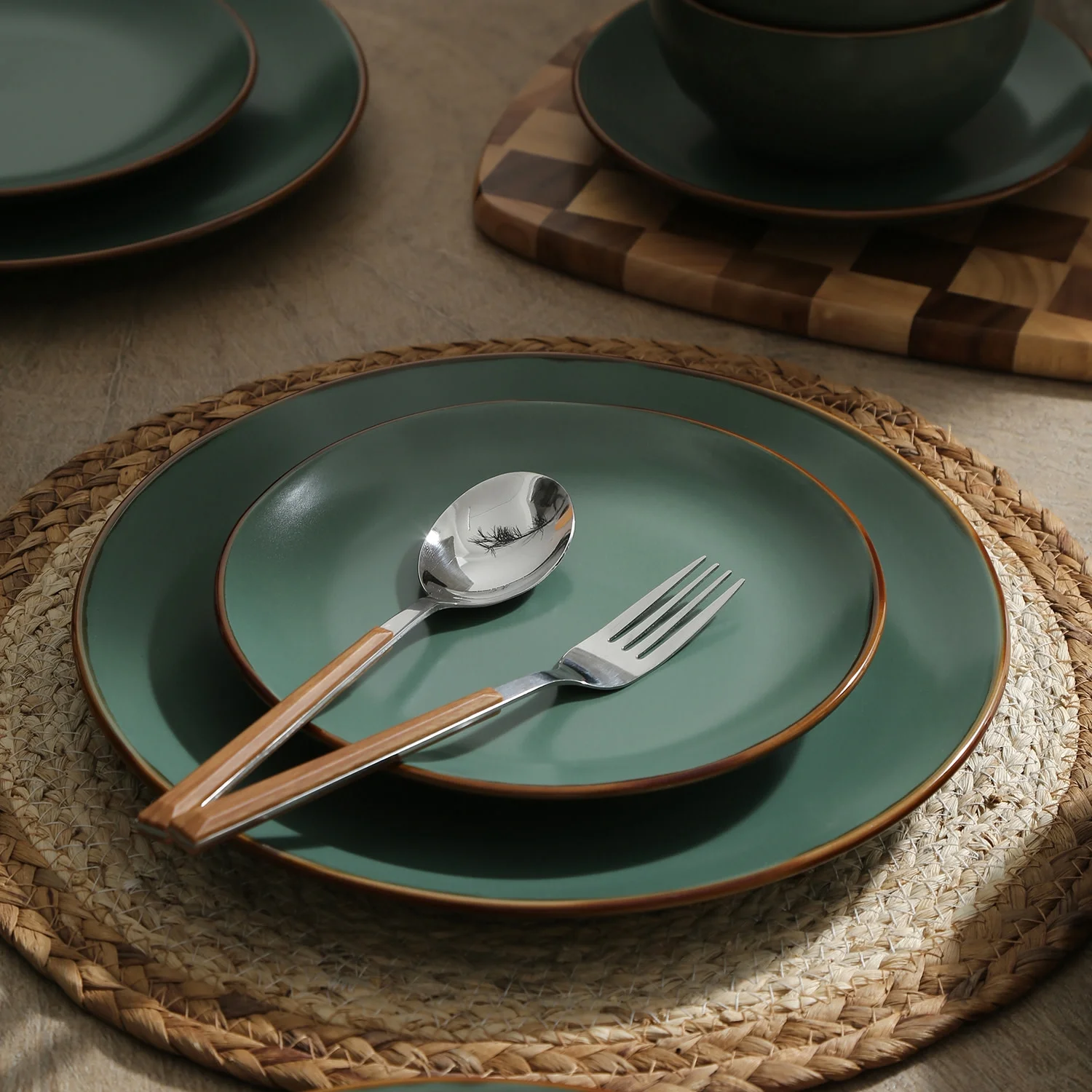 Stone + Lain Brasa Stoneware Collection Dinnerware Set, 32-Piece Service for 8, Blue