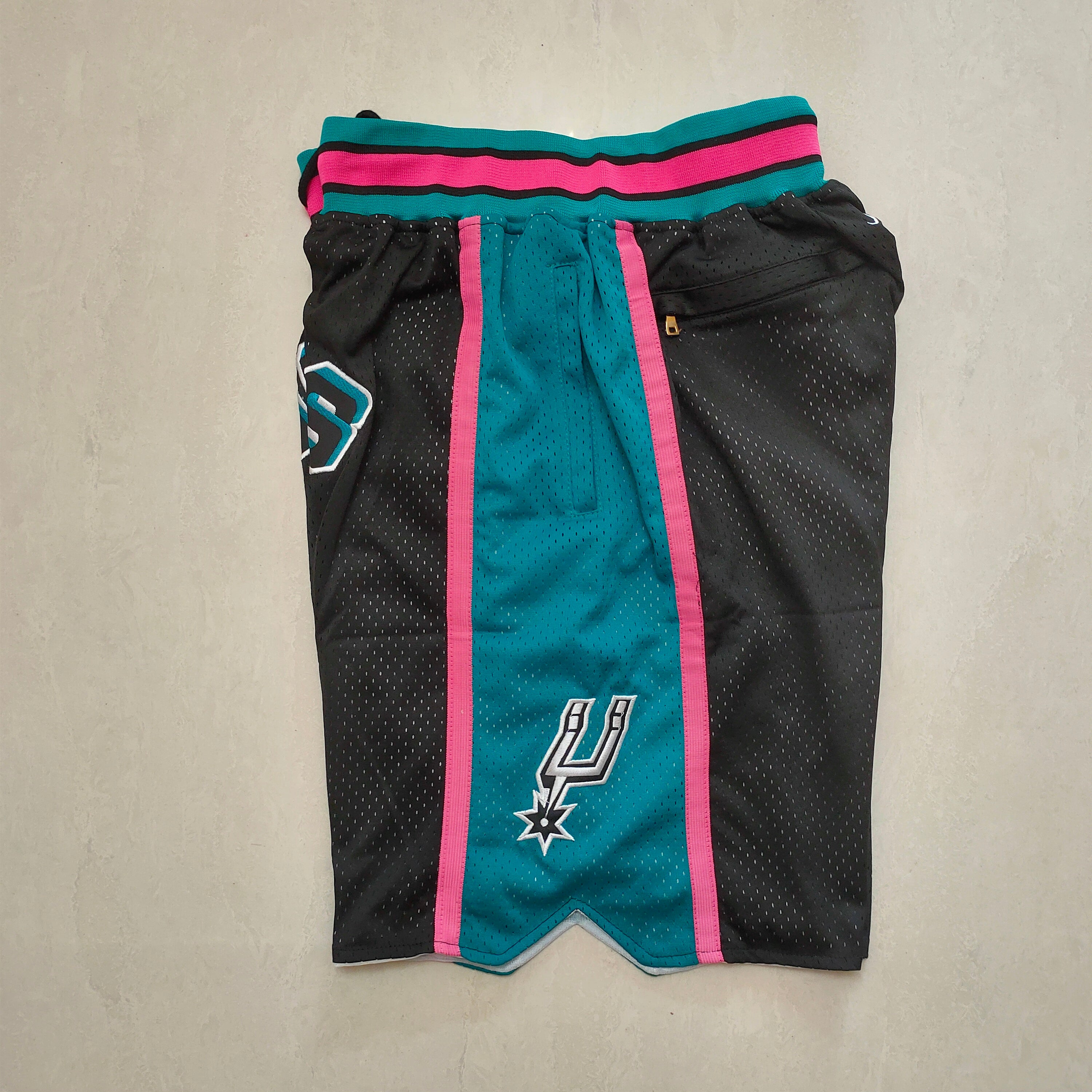 San Antonio Spurs black pocket pants