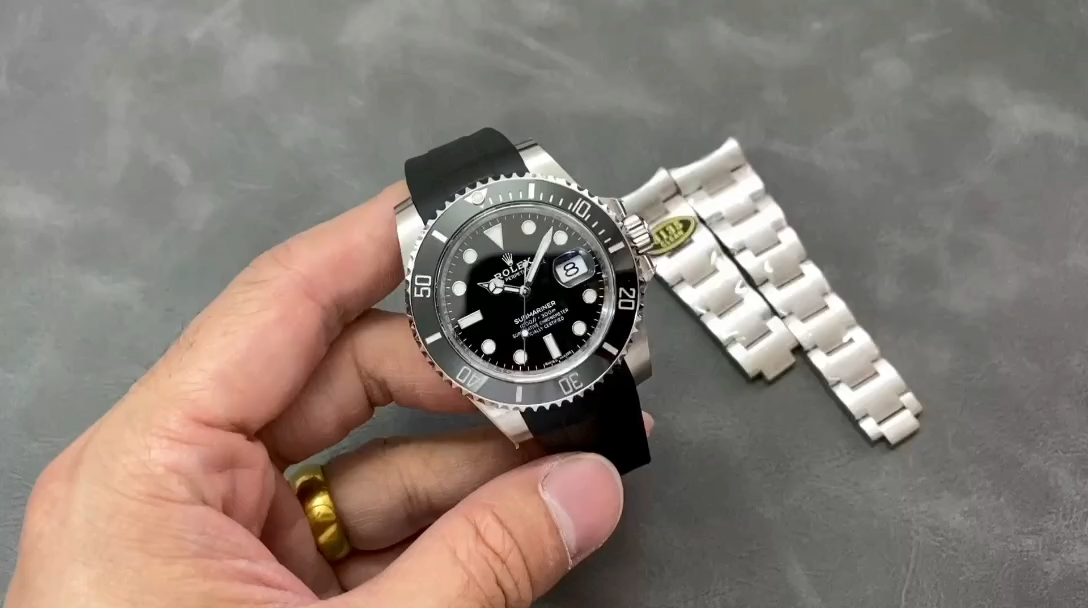 【Super Clone】Rolex Submariner 126610LN Black Rubber Strap Black Dial 41mm Mens Replica Watch