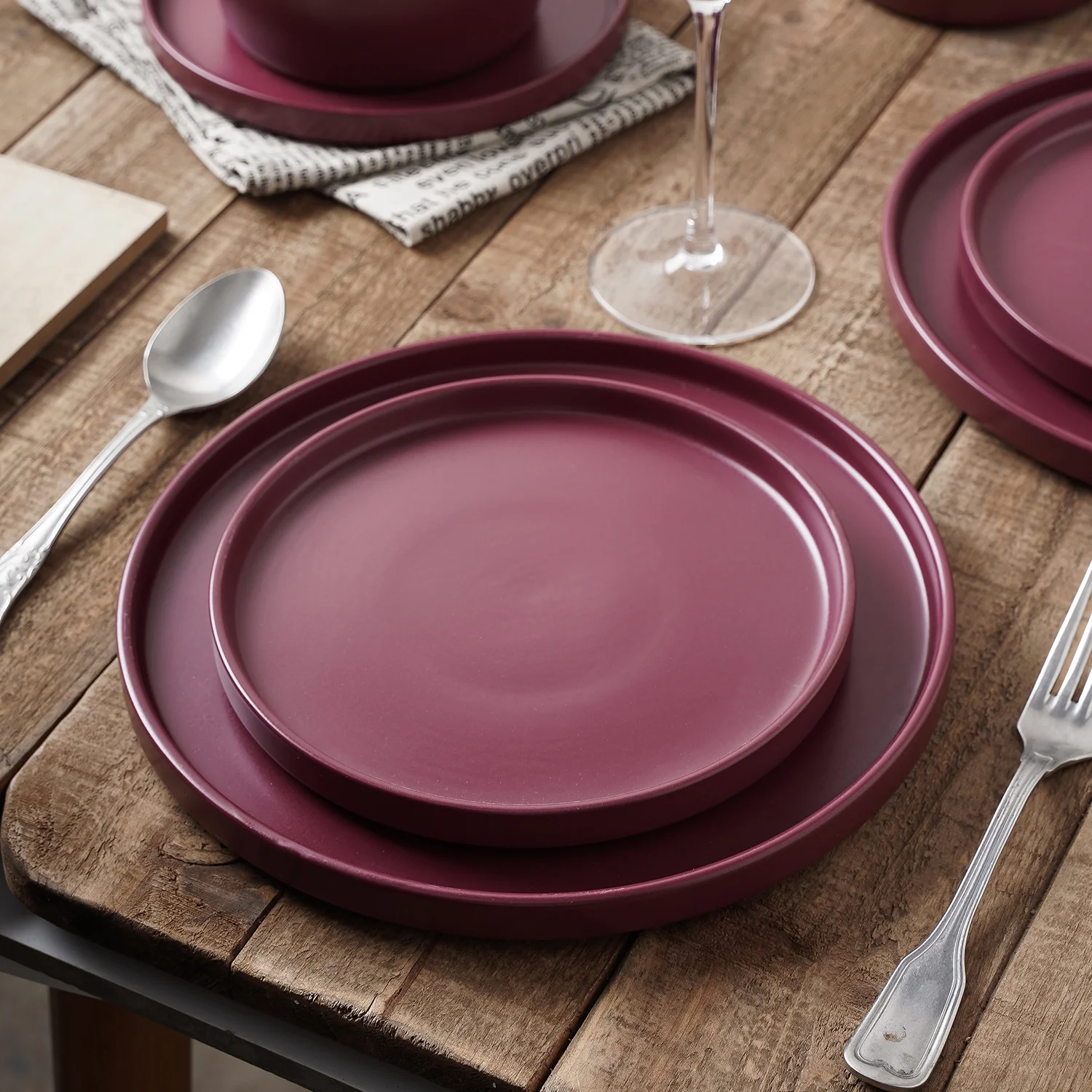 Stone + Lain Chelsea Stoneware Collection, Round Dinnerware Set, 24 Pieces Service for 8, Blue