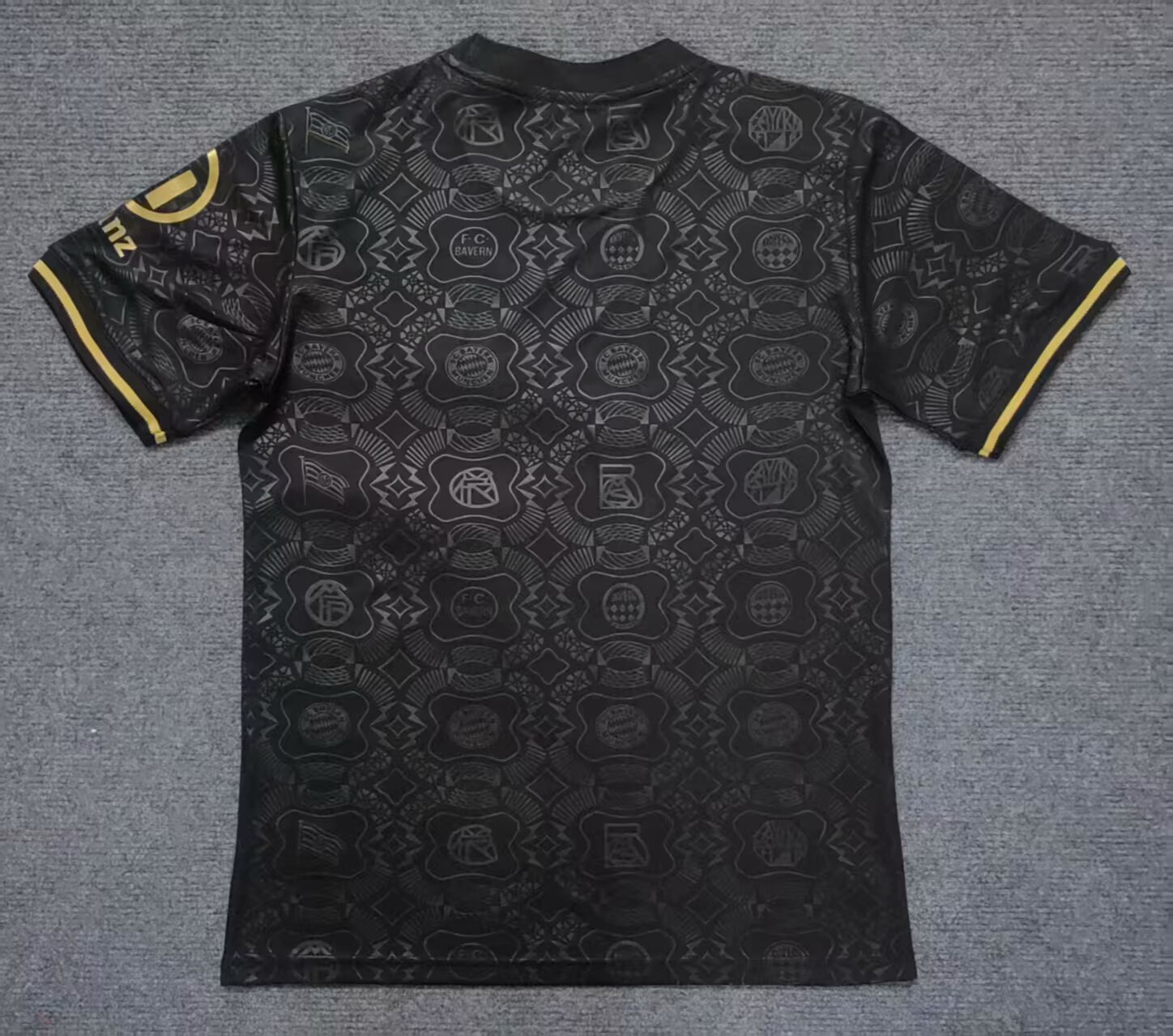 2025-26 Season - Bayern 125th Anniversary Edition Black - Jersey - Fan Edition